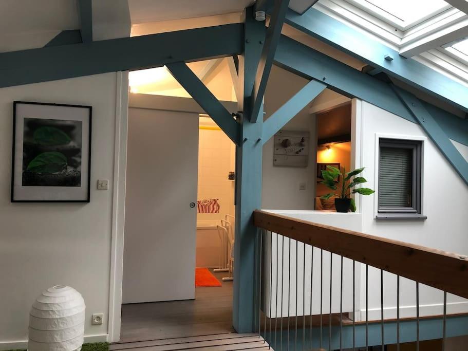 Maison Type Loft - Avec Parking En Plein Centre La Rochelle  Extérieur photo