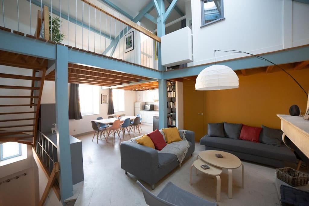 Maison Type Loft - Avec Parking En Plein Centre La Rochelle  Extérieur photo